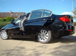 Das Rollstuhlverladesystem LADEBOY S2 im BMW F30