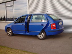 Elektrische Schwenktür im Skoda Fabia I Kombi