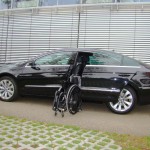 Das Rollstuhlverladesystem LADEBOY S2 im VW Passat CC.