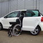 Der Rollstuhlverladelift LADEBOY S2 im VW Polo.